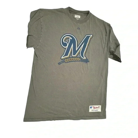 Milwaukee Brewers Shirt Mens Large Gray Graphic Tee MLB Authentic Majestic - Picture 1 of 9